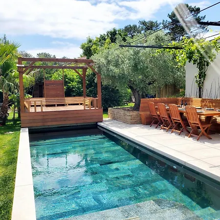 Luxury Bali Villa In Hossegor 5 Stars- Pool & Petanque Вилла *